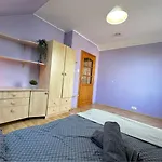 Purple - Charming Place, 15 Minutes To Old Town & 5 Minutes To Seaside Privatunterkunft Danzig