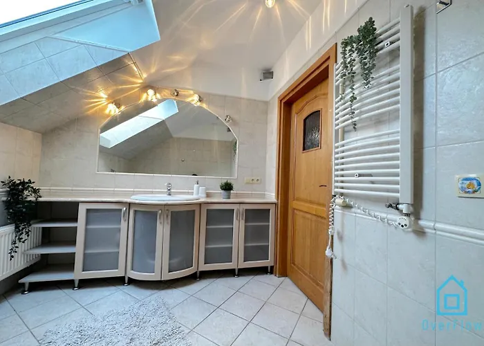 Purple - Charming Place, 15 Minutes To Old Town & 5 Minutes To Seaside Gdańsk