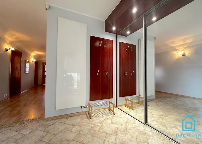 Homestay szállás Purple - Charming Place, 15 Minutes To Old Town & 5 Minutes To Seaside Gdańsk