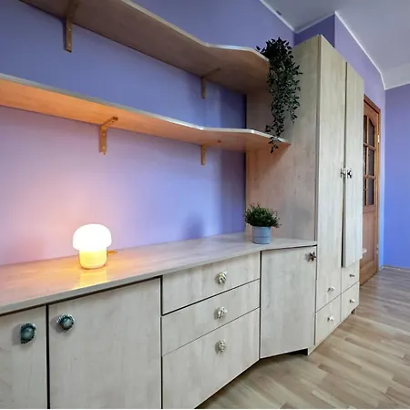 Purple - Charming Place, 15 Minutes To Old Town & 5 Minutes To Seaside * 그단스크